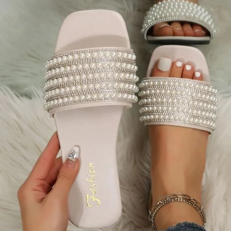 2023 Women Rhinestone Faux Pearl Decor Flat Sandals Glamorous White Slide Sandals Summer Outdoor Beach Sexy Woman Slippers