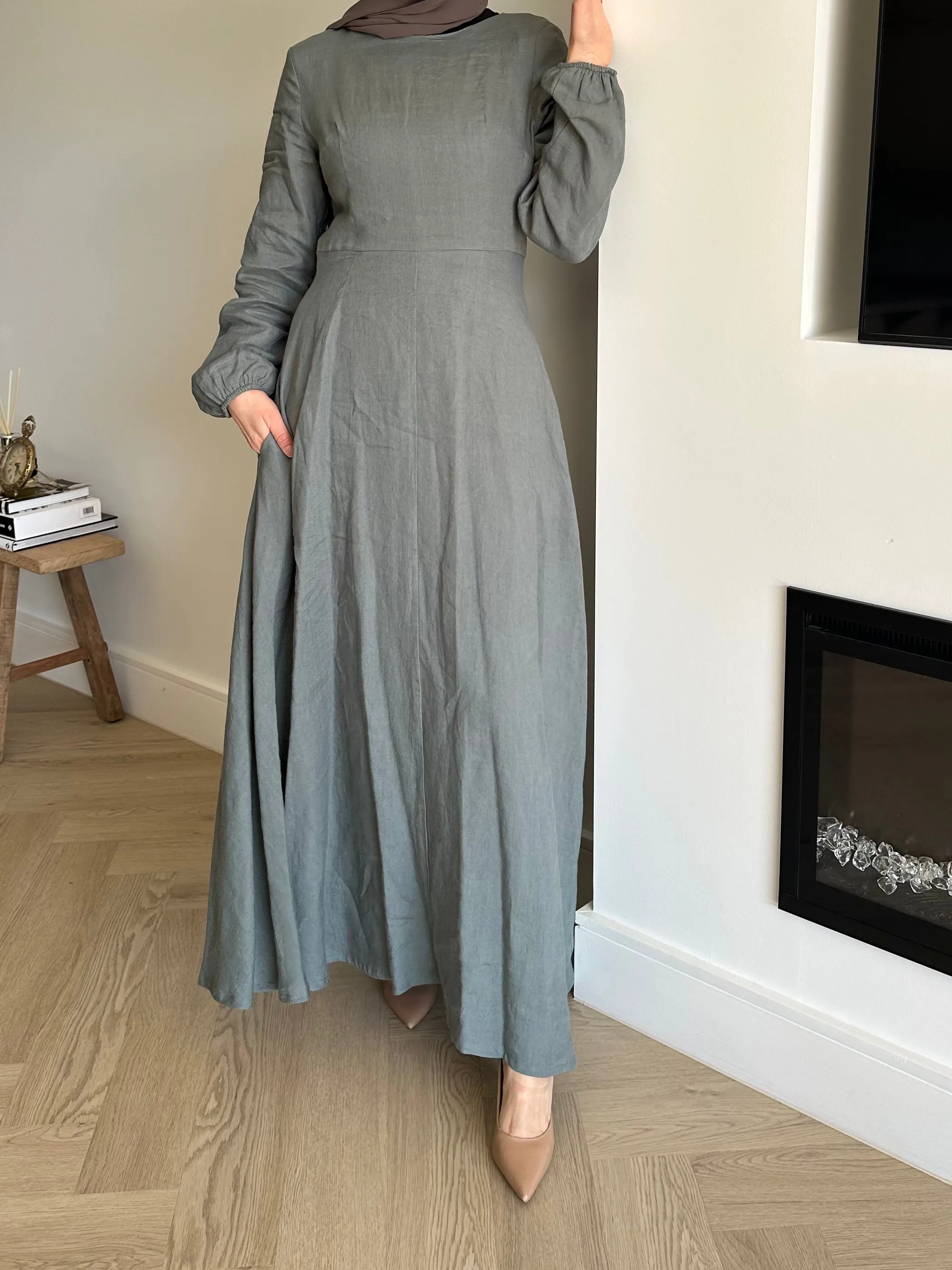 AMIRA LINEN DRESS