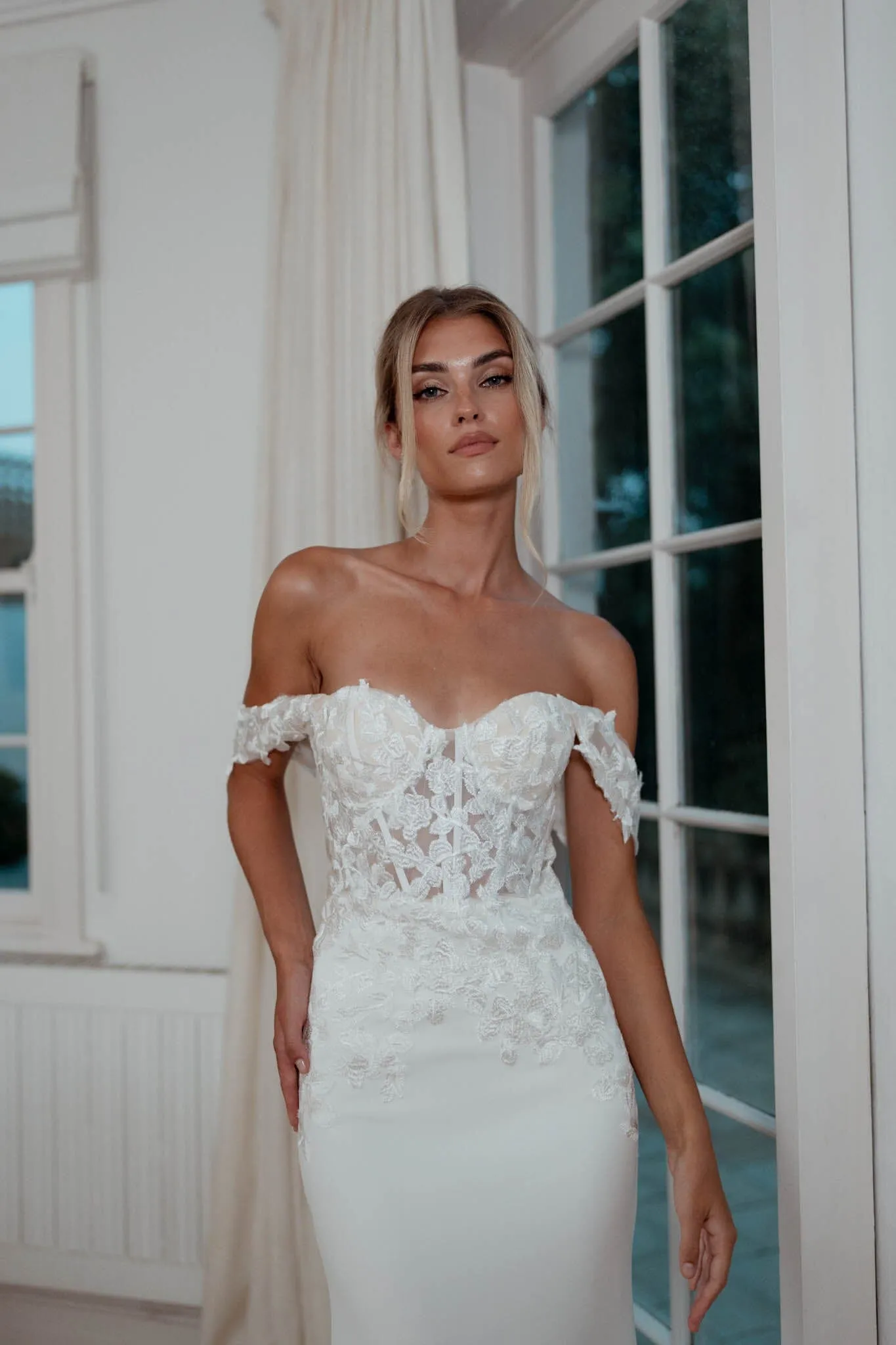 Annabelle Off-Shoulder Gown - Ivory