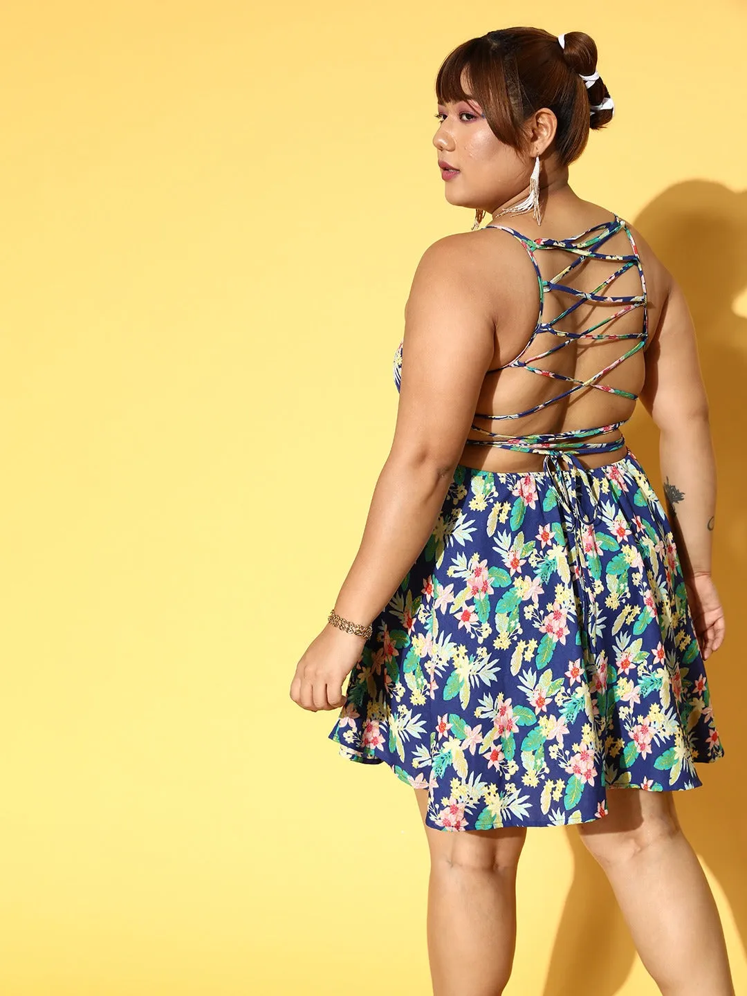 Berrylush Women Plus Size Navy Blue & White Floral Printed Round Neck Caged Back A-Line Mini Dress
