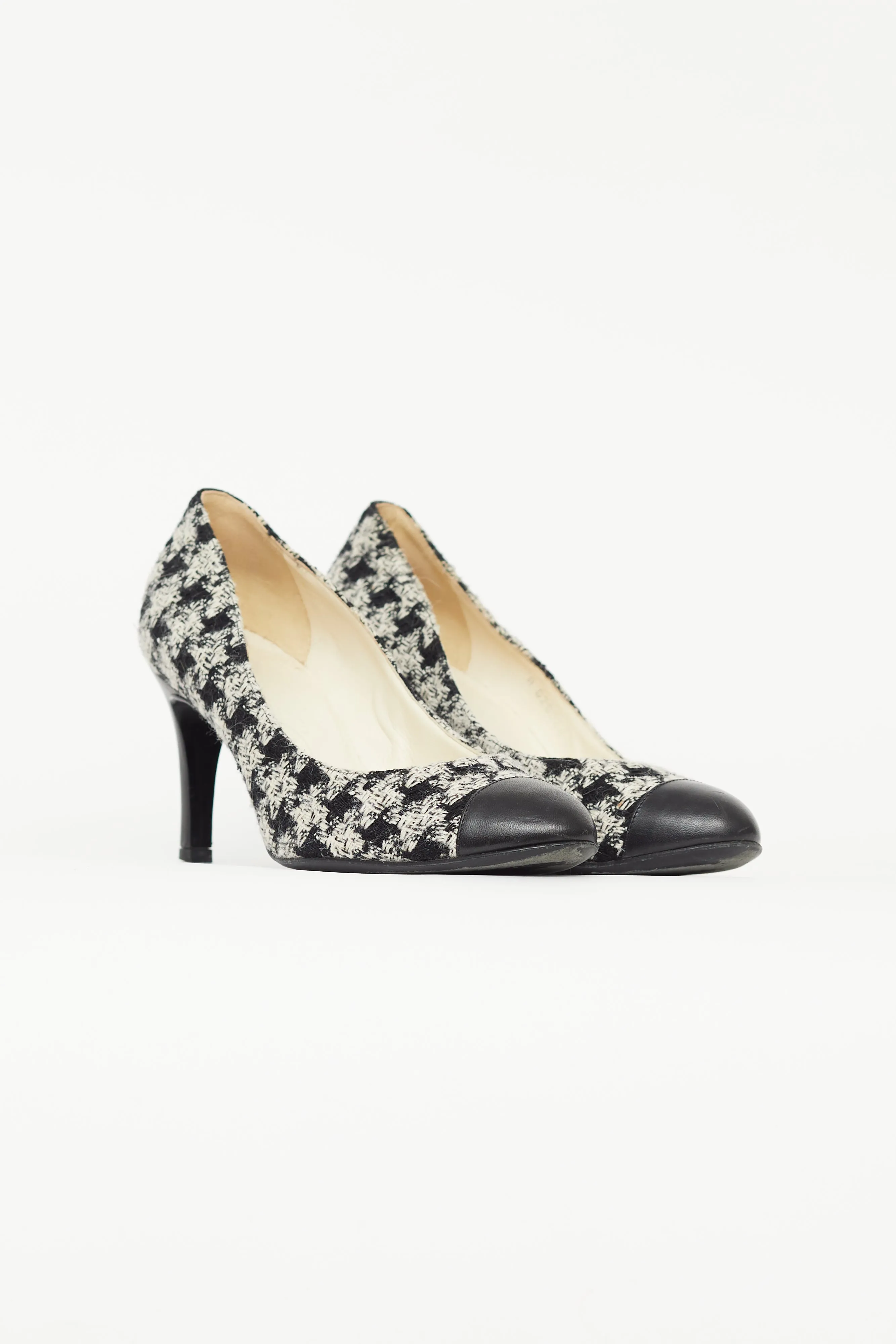 Black & White Tweed Heel