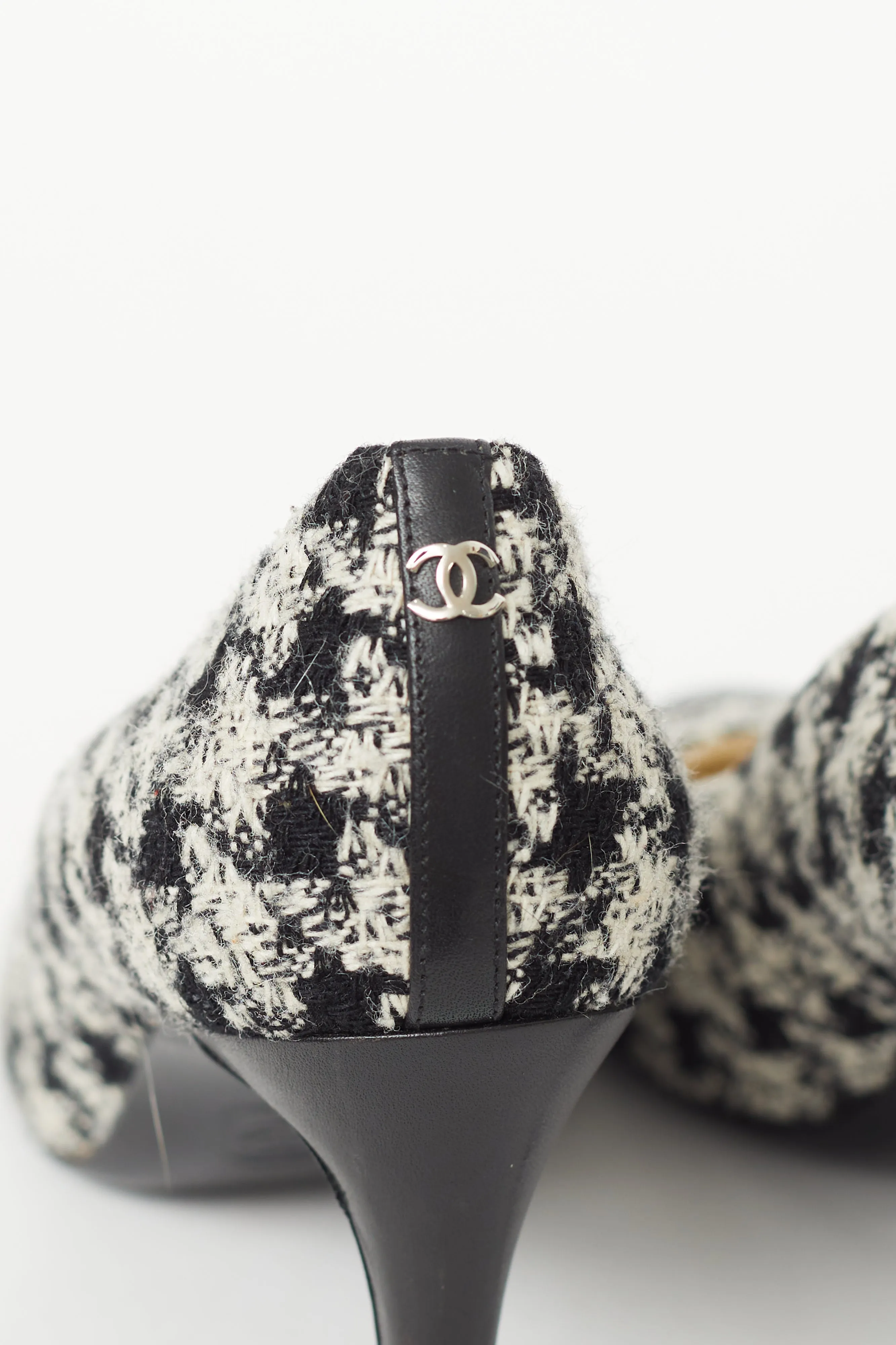 Black & White Tweed Heel