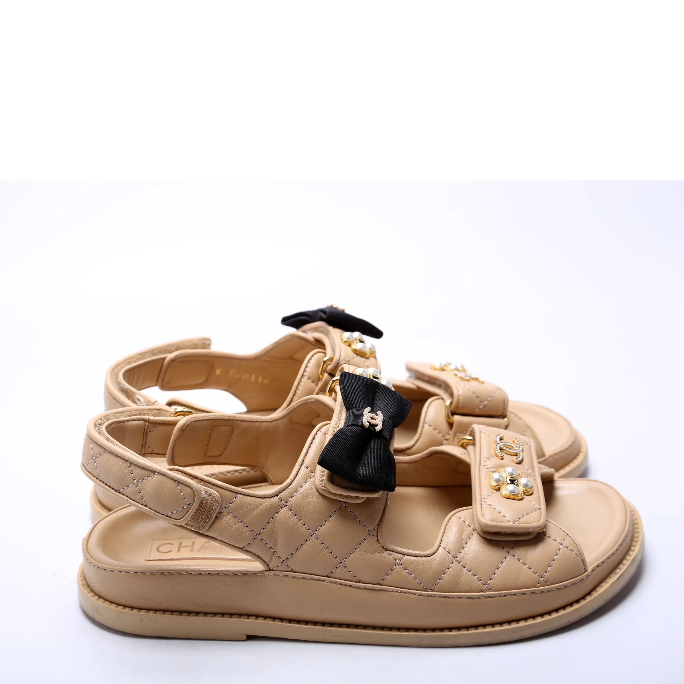 CC Pearl Bow Lambskin Dad Sandals Size 38 Tan/Black
