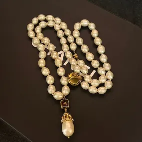 Chanel Pearl Necklace White Long