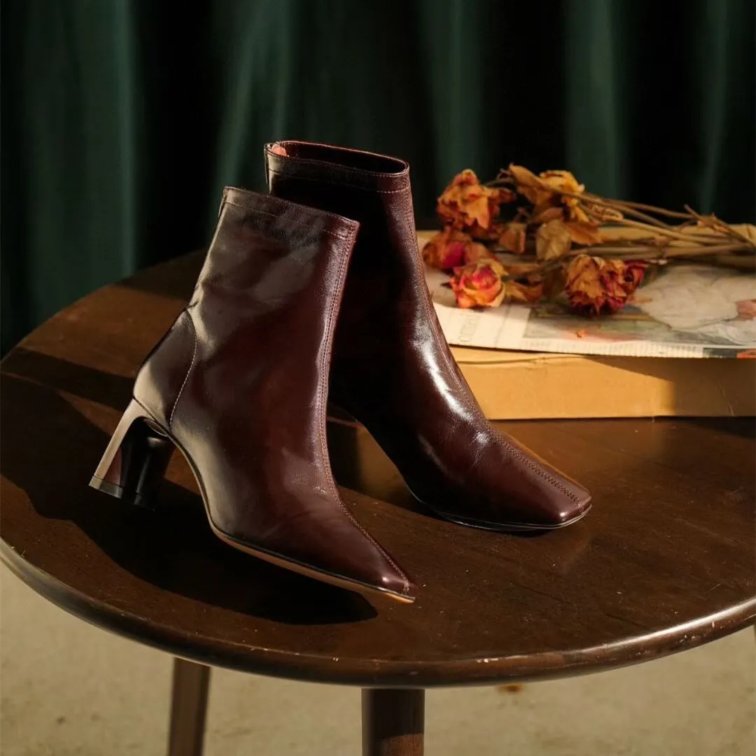 Classic Leather Slimming Boots Elegant Glove-Like Ankle Boots High Heel Back Zip Boots in Red/Black