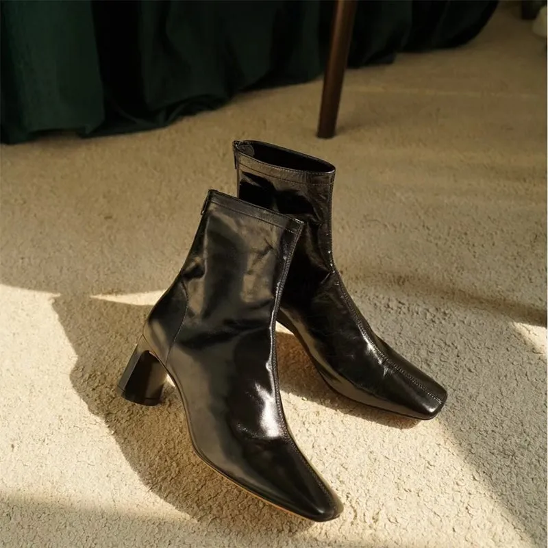 Classic Leather Slimming Boots Elegant Glove-Like Ankle Boots High Heel Back Zip Boots in Red/Black