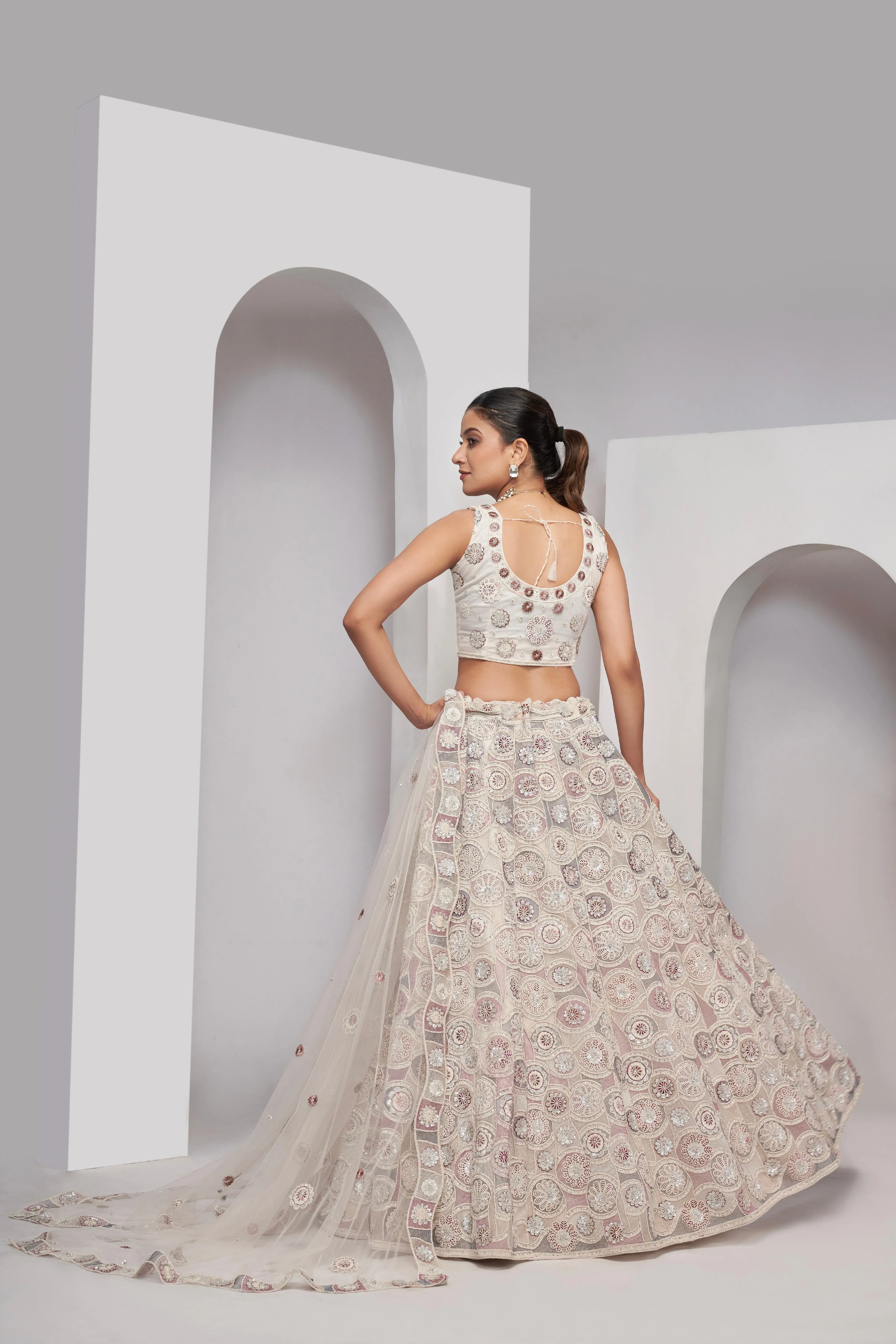 Elegant White Floral Embroidered Lehenga Set with Dupatta