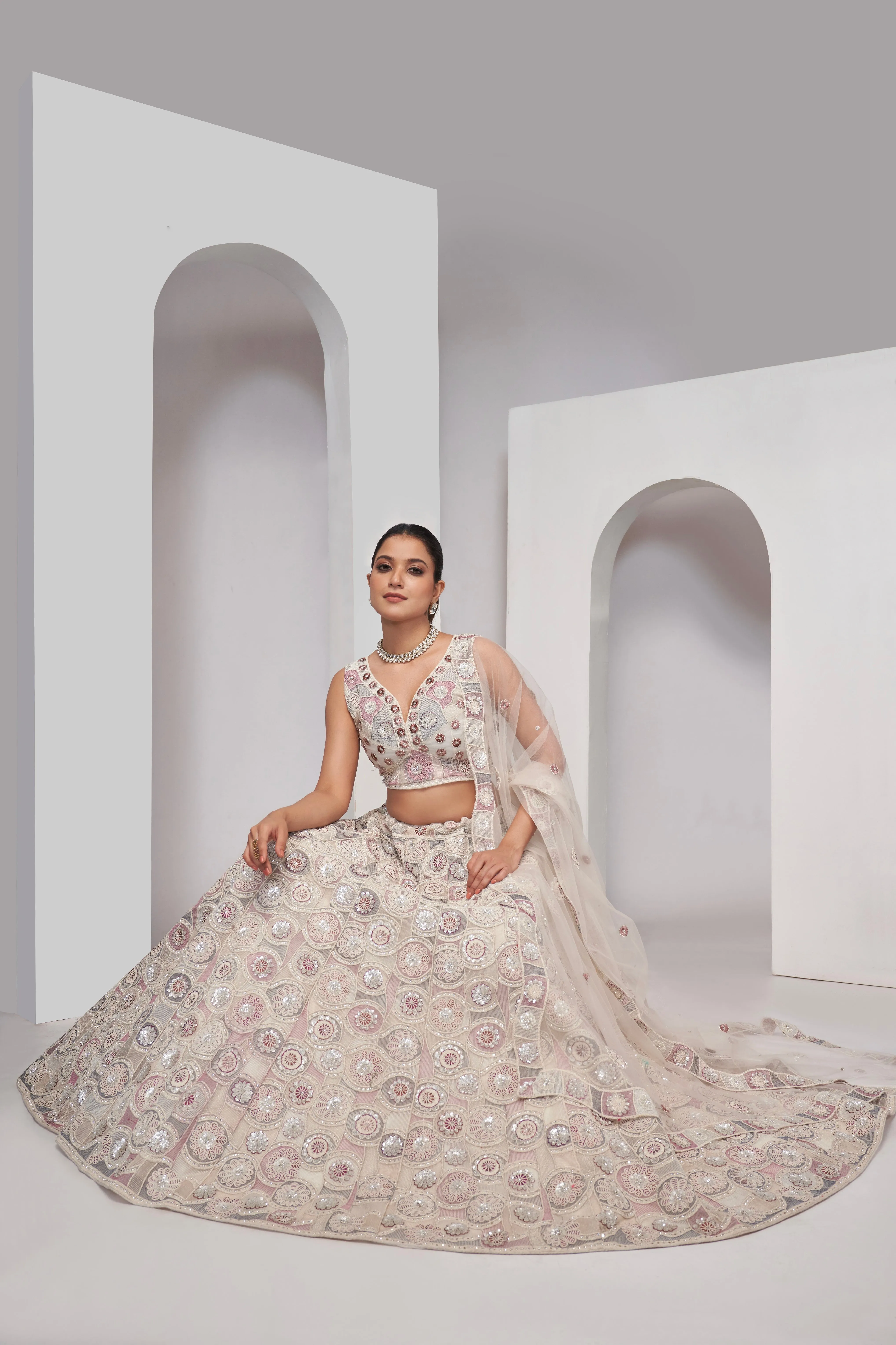 Elegant White Floral Embroidered Lehenga Set with Dupatta