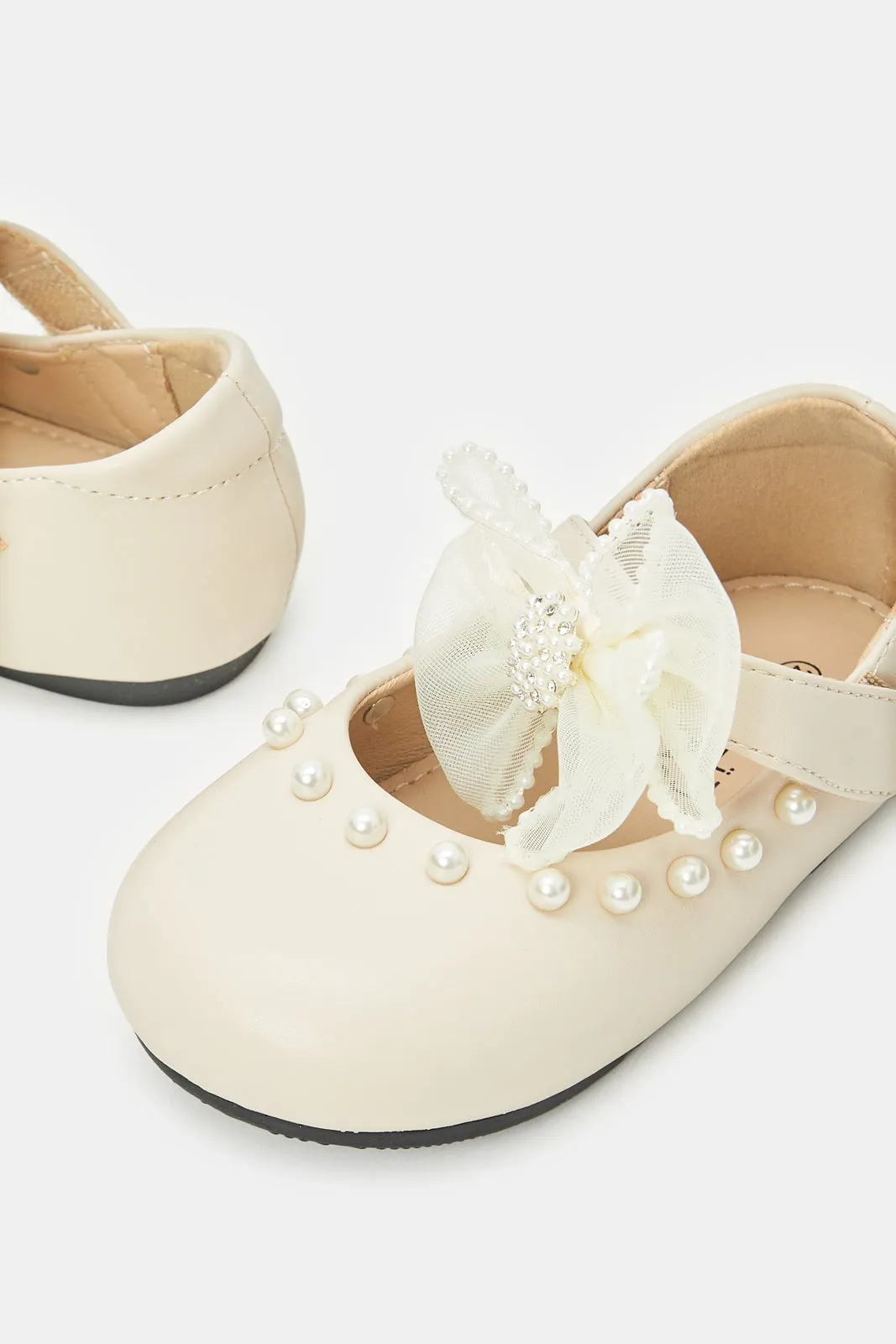 Infant Girls Beige Pearl Ballerinas