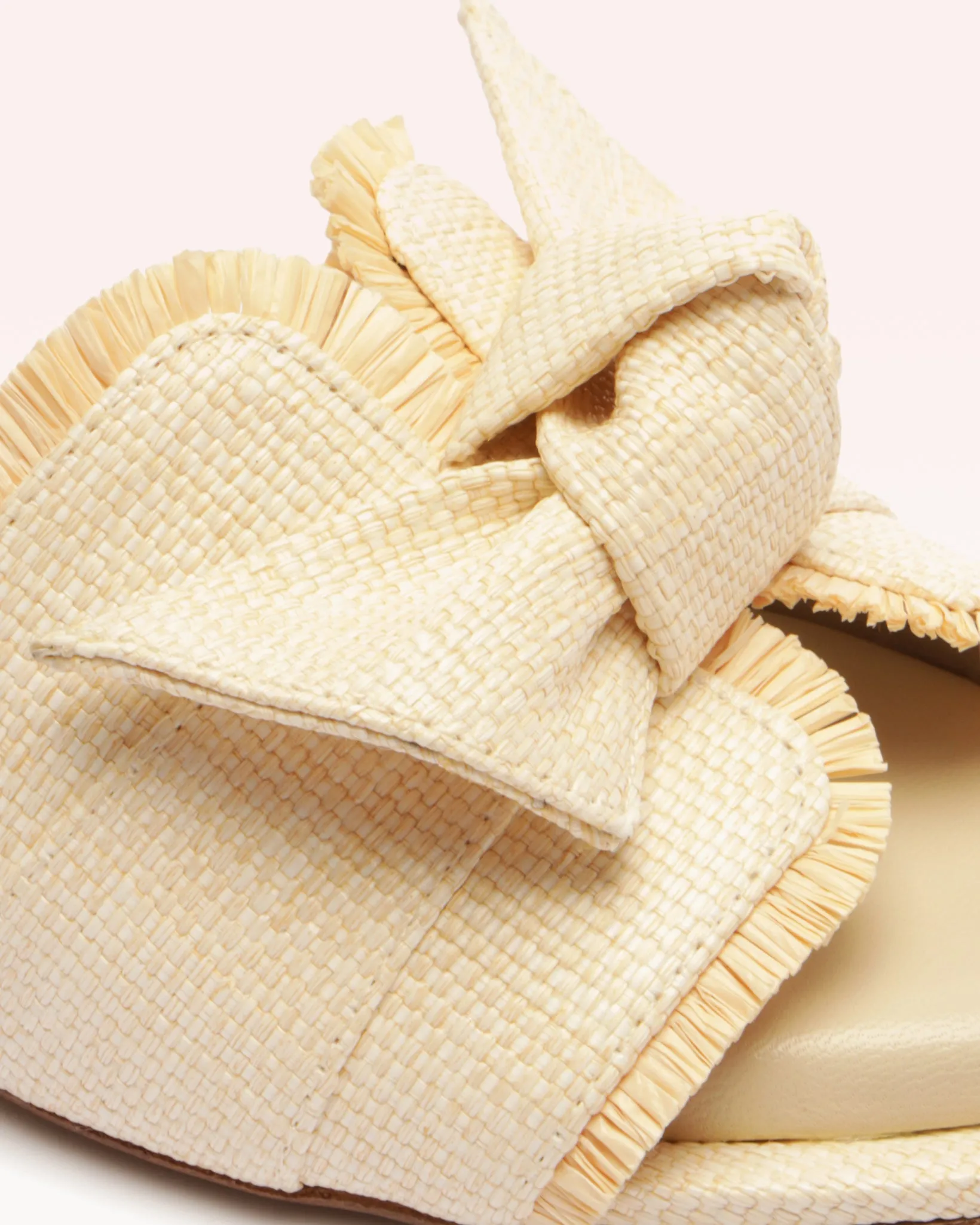 Maxi Clarita Raffia Flat Pearl
