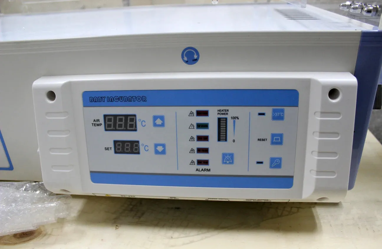 Meubon Infant Incubator: Hospital Monitoring for Newborn Babies