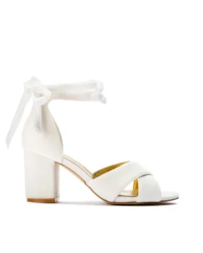 PASSION - PEARL WEDDING SHOES LOW HEELS VELVET STRAPS