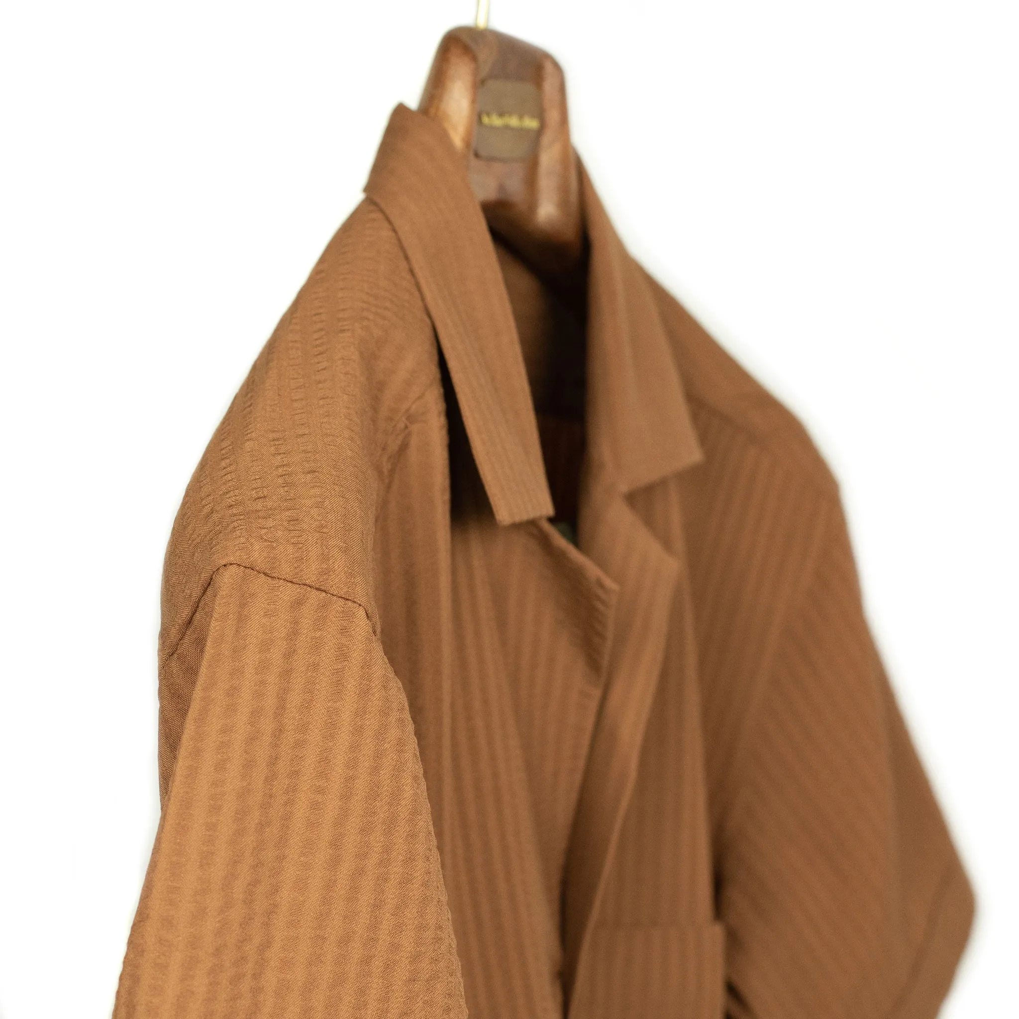 Resort camp shirt in tobacco tropical wool seersucker