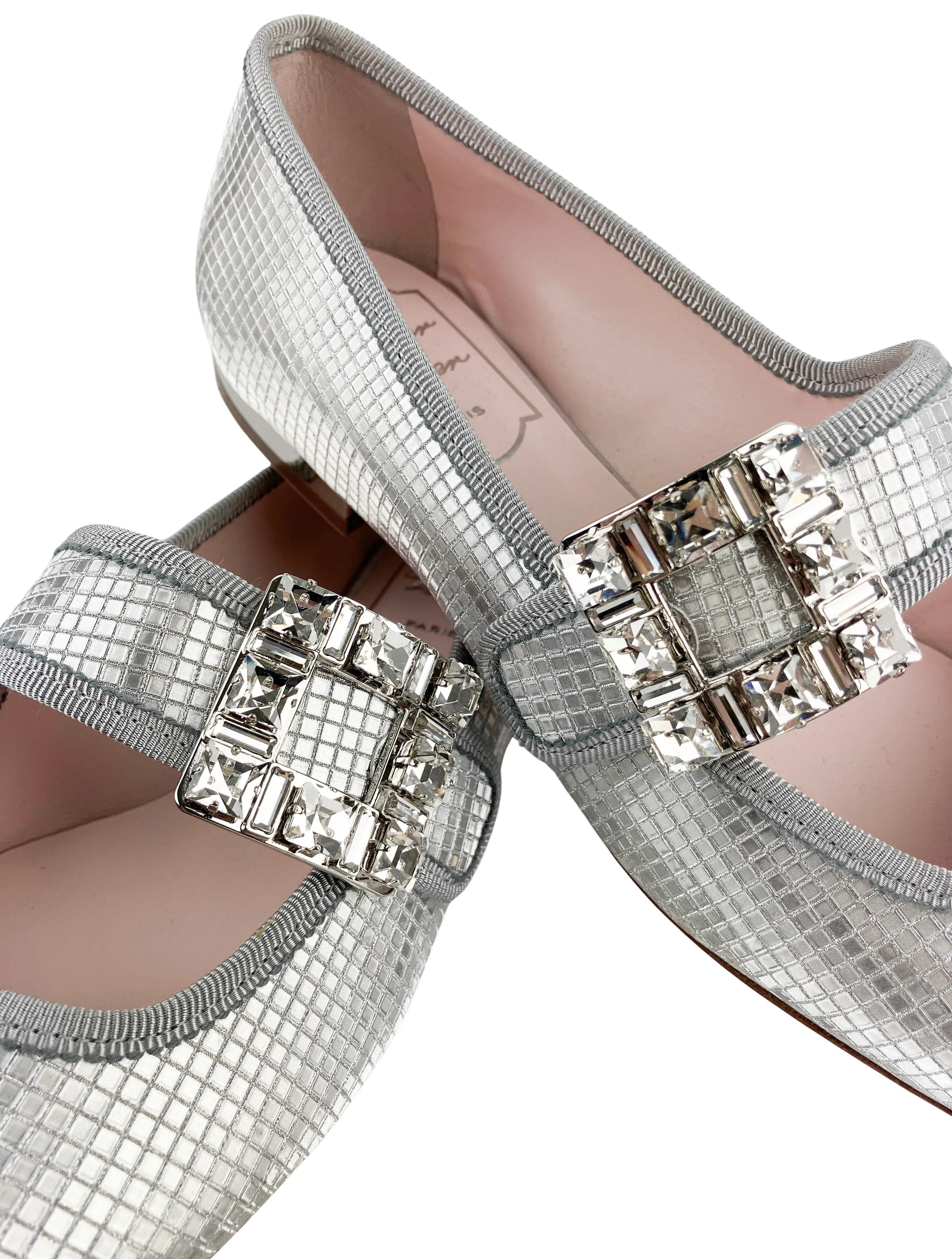 Roger Vivier Très Vivier Babies Metallic Flats in Argento