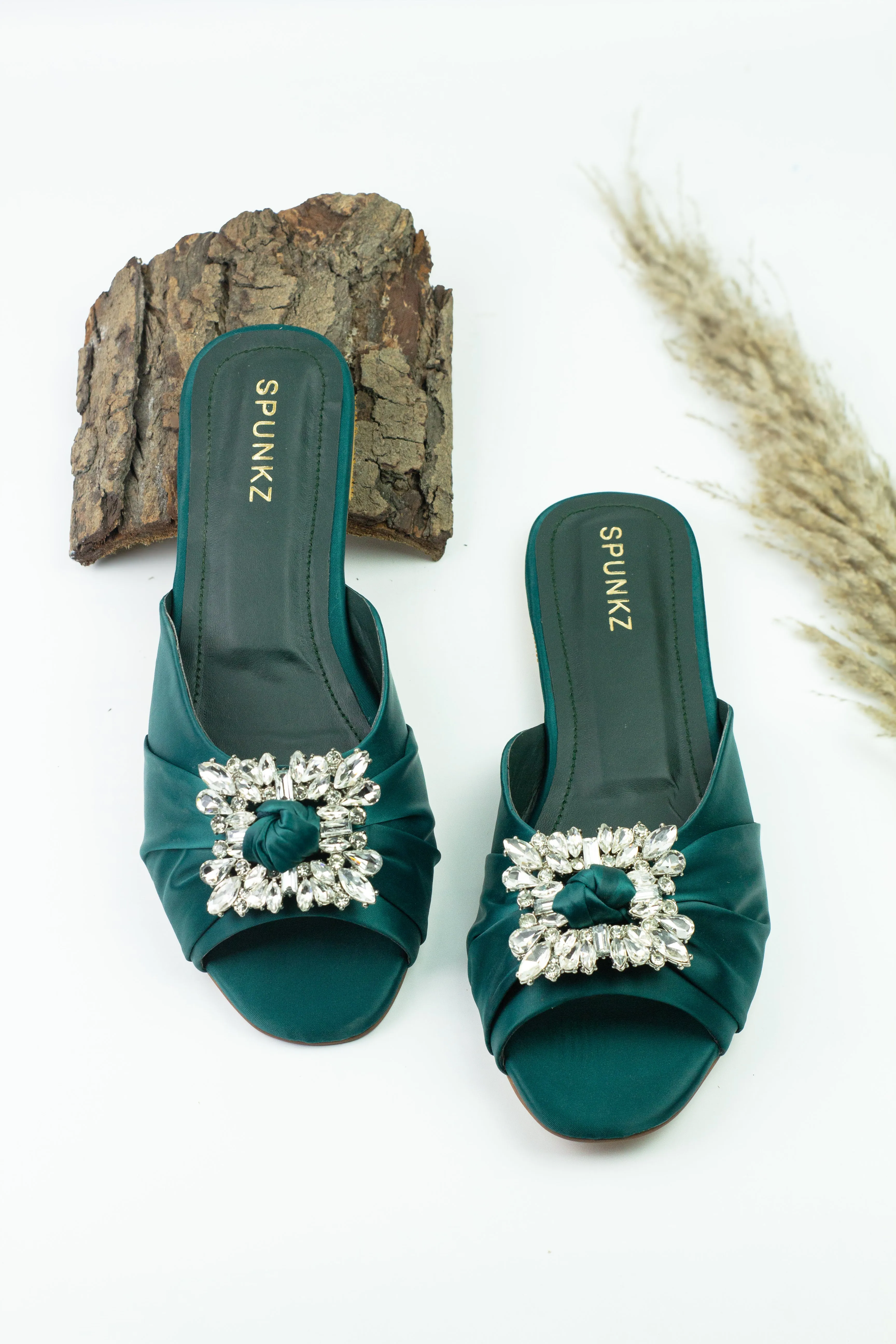 Spunkz Crystal Embellished Rhinestone Brooch Peep Toe Flats