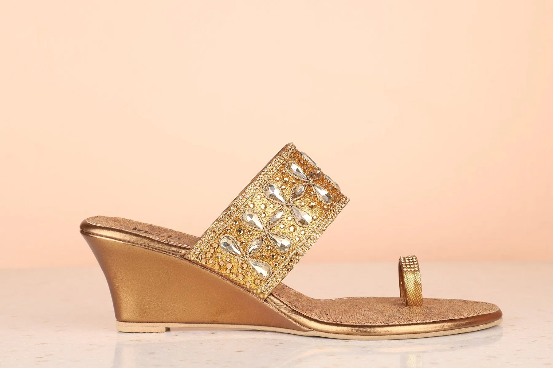 Women Antique Embellished Wedge Sandals