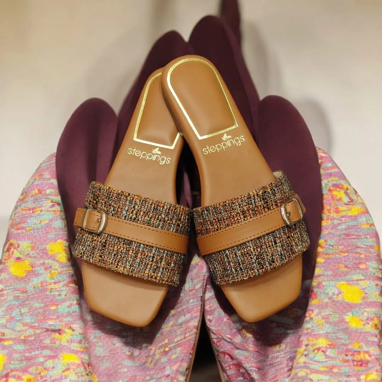 Women Stylishr Brown  Embellished Flat Sandals Brown